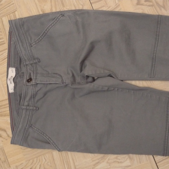 Hollister gray skinny jeans with zipper ankles size 5/27 - Picture 2 of 12